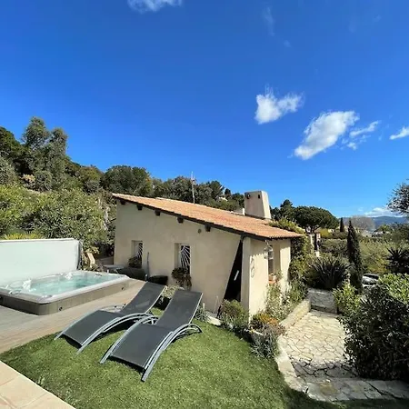 Сasa de vacaciones Belle Villa, Piscine Et Jacuzzi *