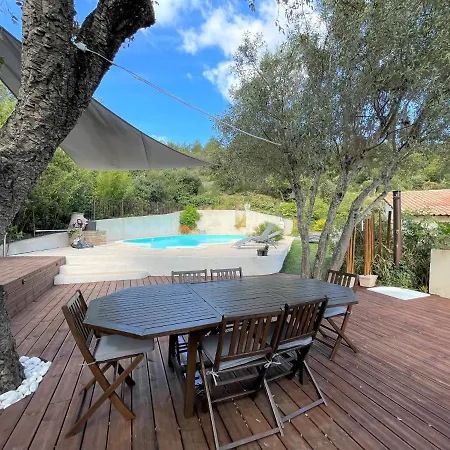 Belle Villa, Piscine Et Jacuzzi Сasa de vacaciones