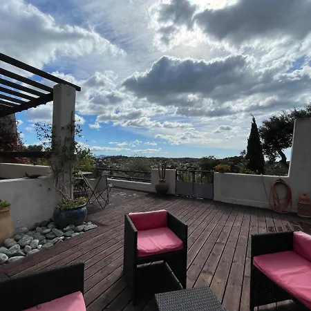 Belle Villa, Piscine Et Jacuzzi Сasa de vacaciones *